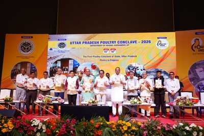 Mr. Uday Singh Bayas addressing the UP Poultry Conclave 2026