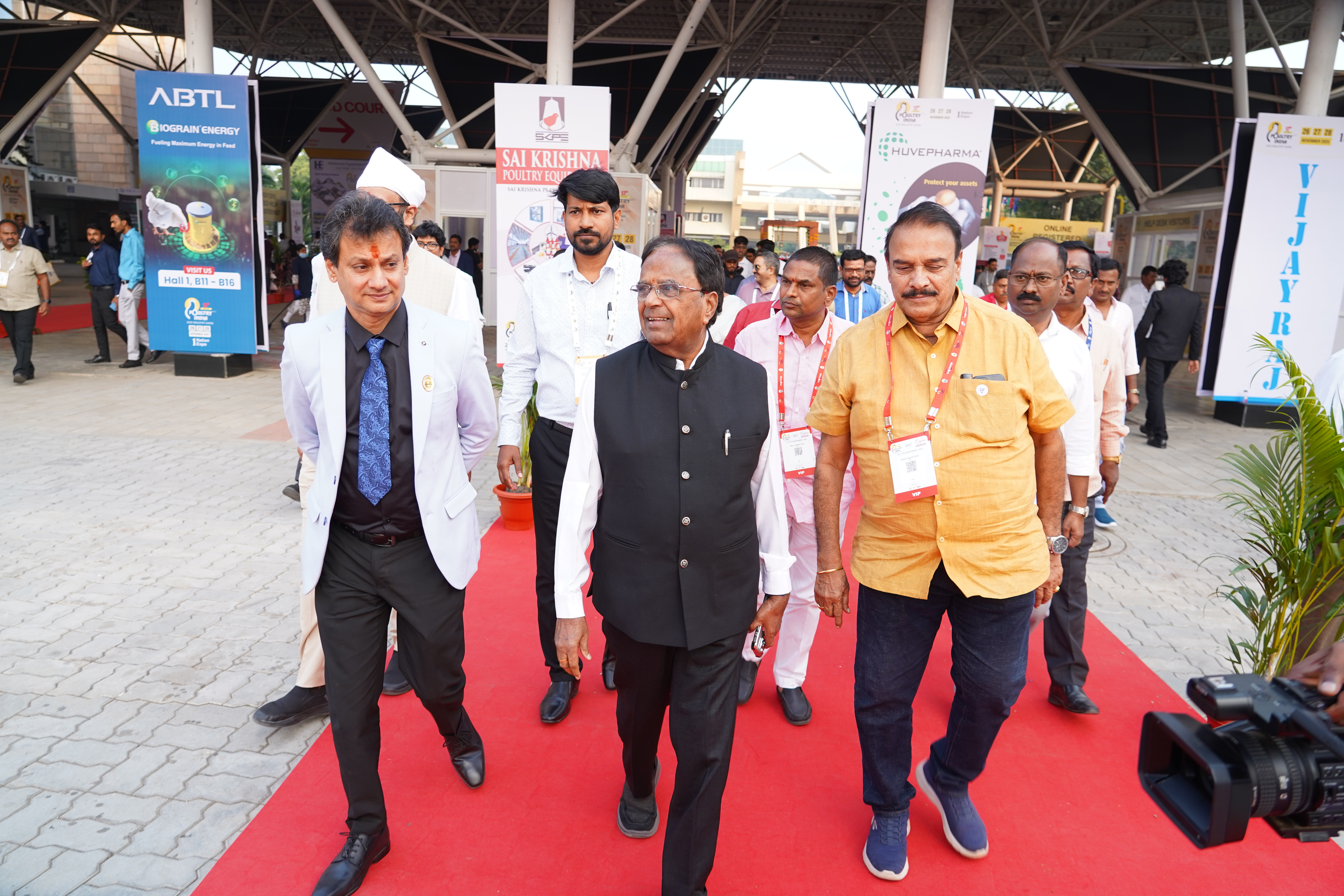 Poultry India with political leaders