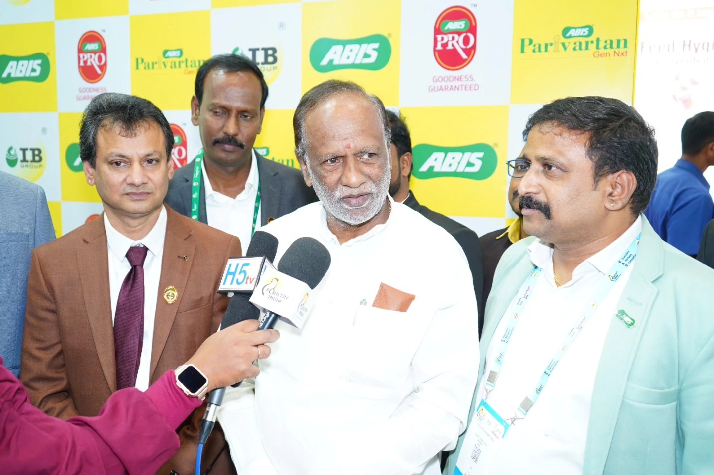 Poultry India with political leaders